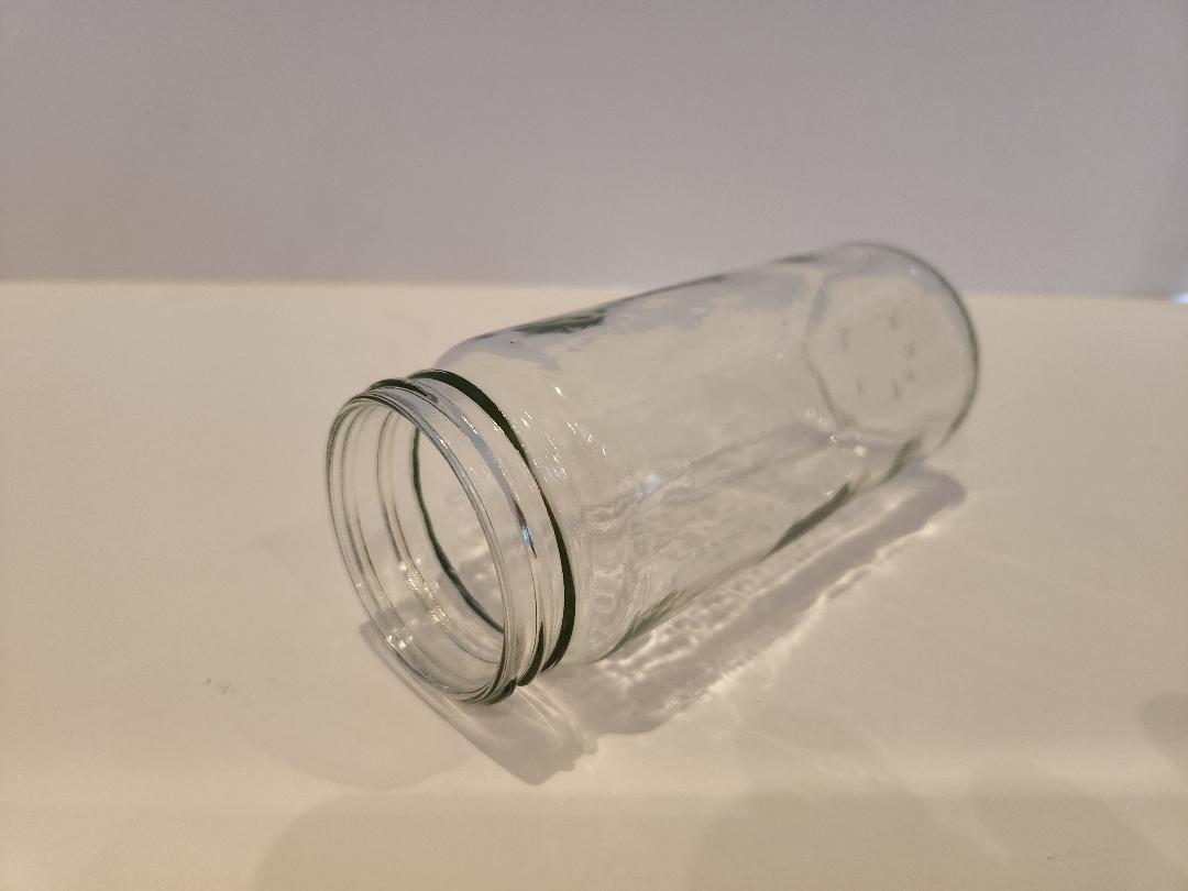 https://medpurchasing.com/wp-content/uploads/2022/08/Envy-Medical-AEM701-Glass-Waste-Jar-2.jpg